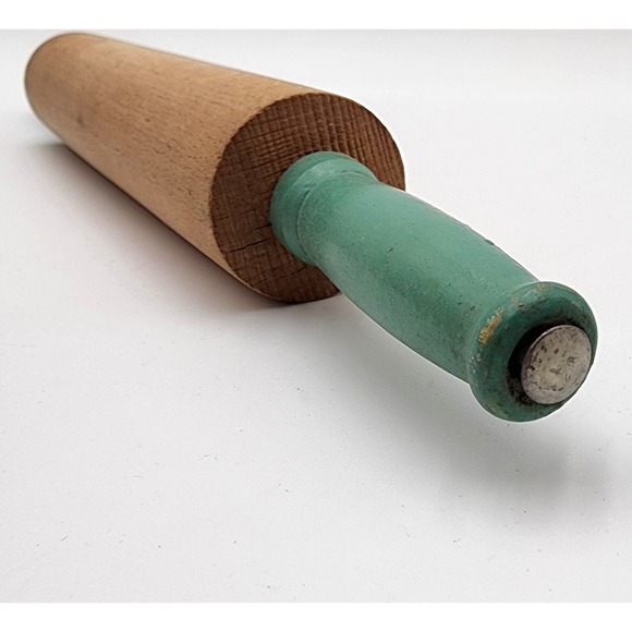 Vintage Wooden Rolling Pin Green Handles Baking Dough Pastry Kitchen Tool - Picture 2 of 7